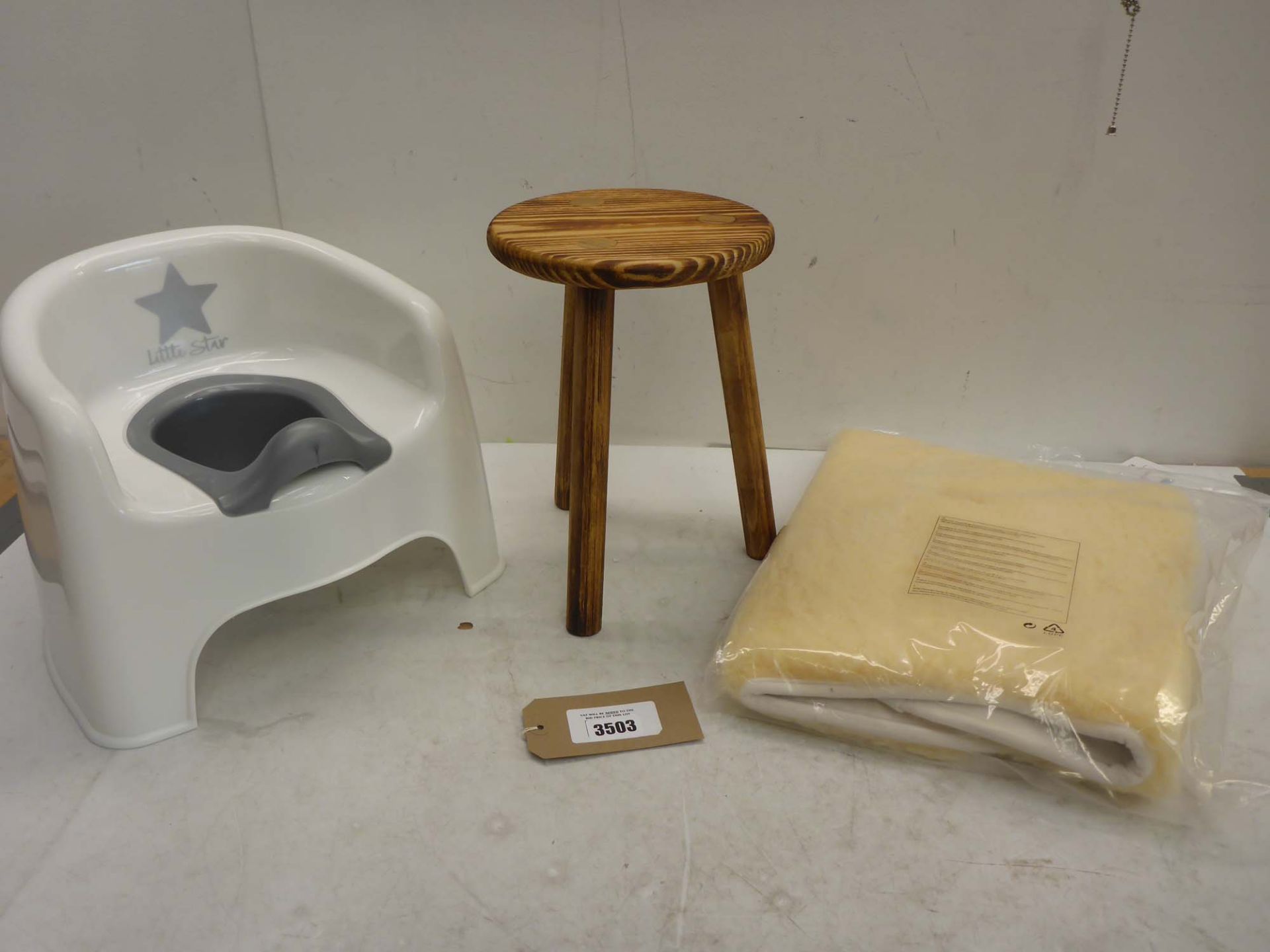 Egg fur seat liner, small stool and Little star potty