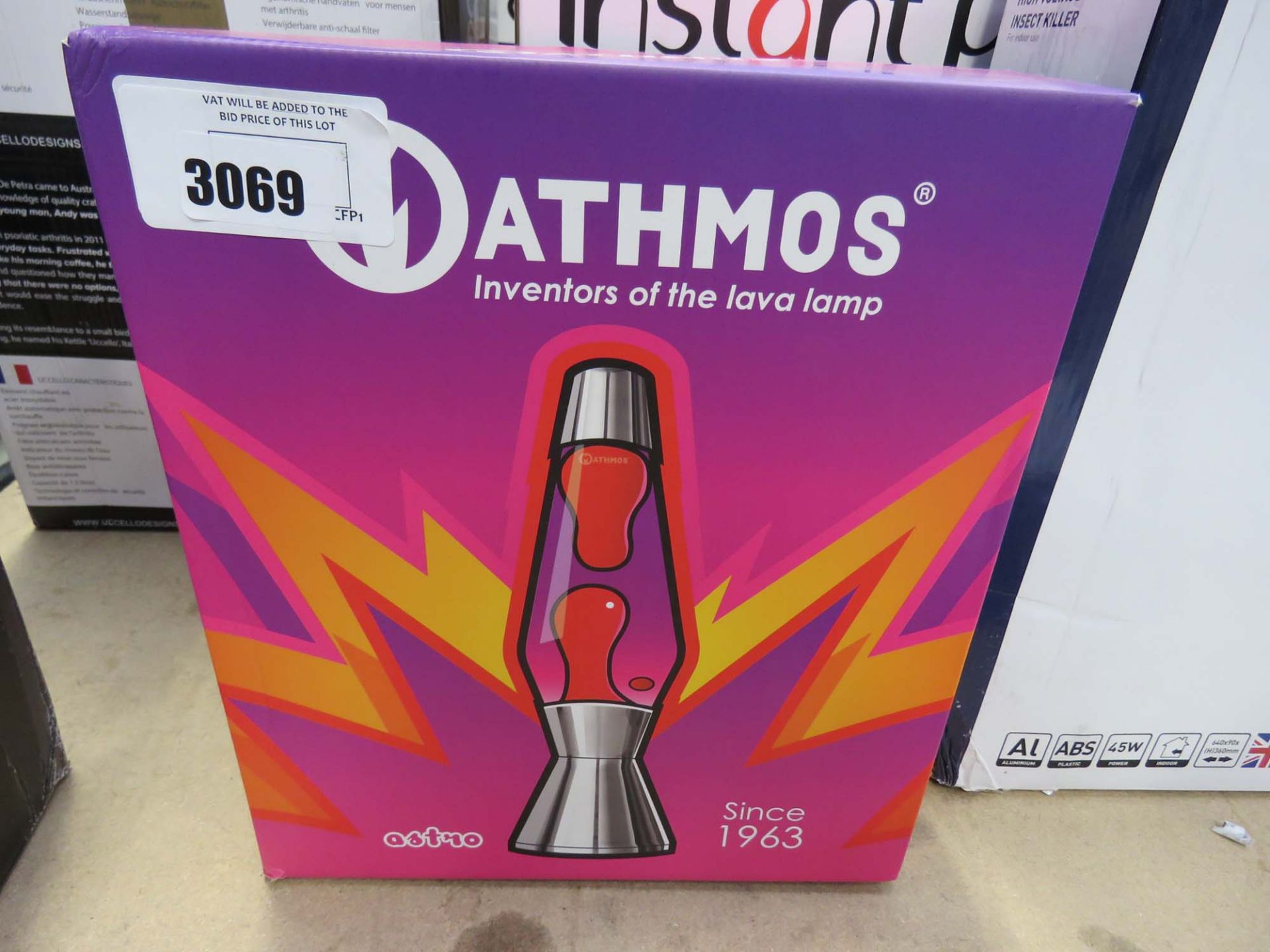 Athmos lava lamp Good condition, few scuffs. 2 Pin plugs