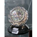 5564 Clock in glass case