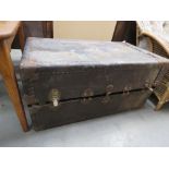 Fitted steamer trunk