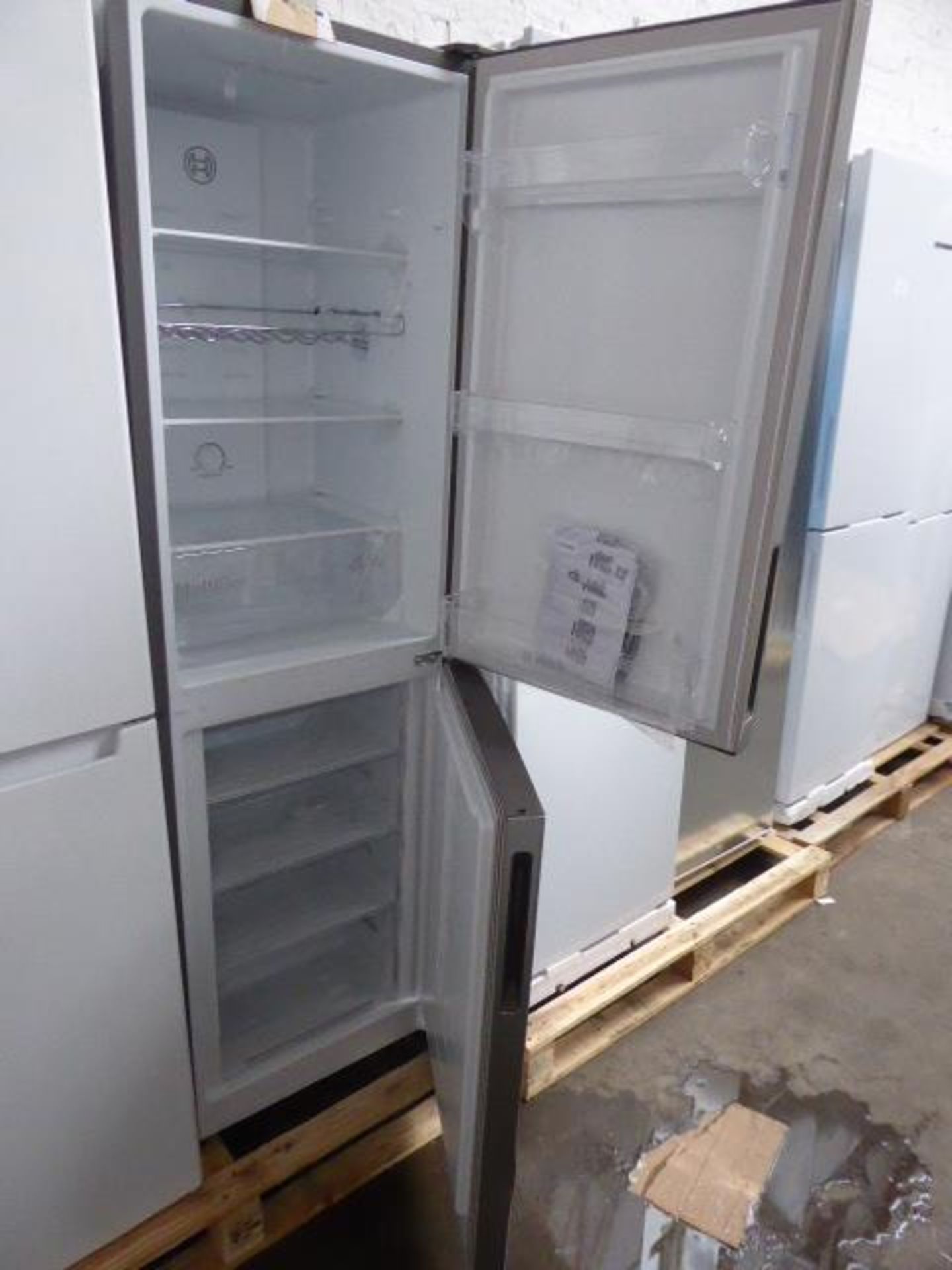 KGN27NLFAGB Bosch Free-standing fridge-freezer - Image 3 of 4