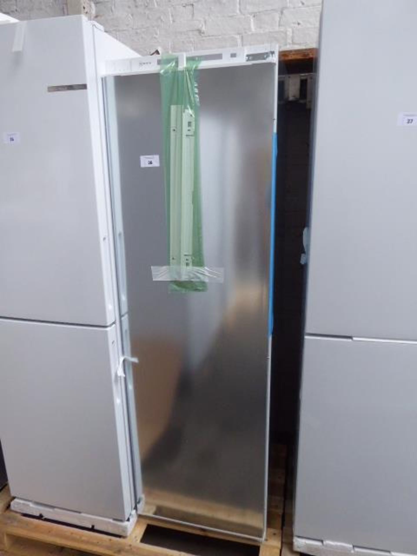 KI1812SF0GB Neff Built-in larder fridge