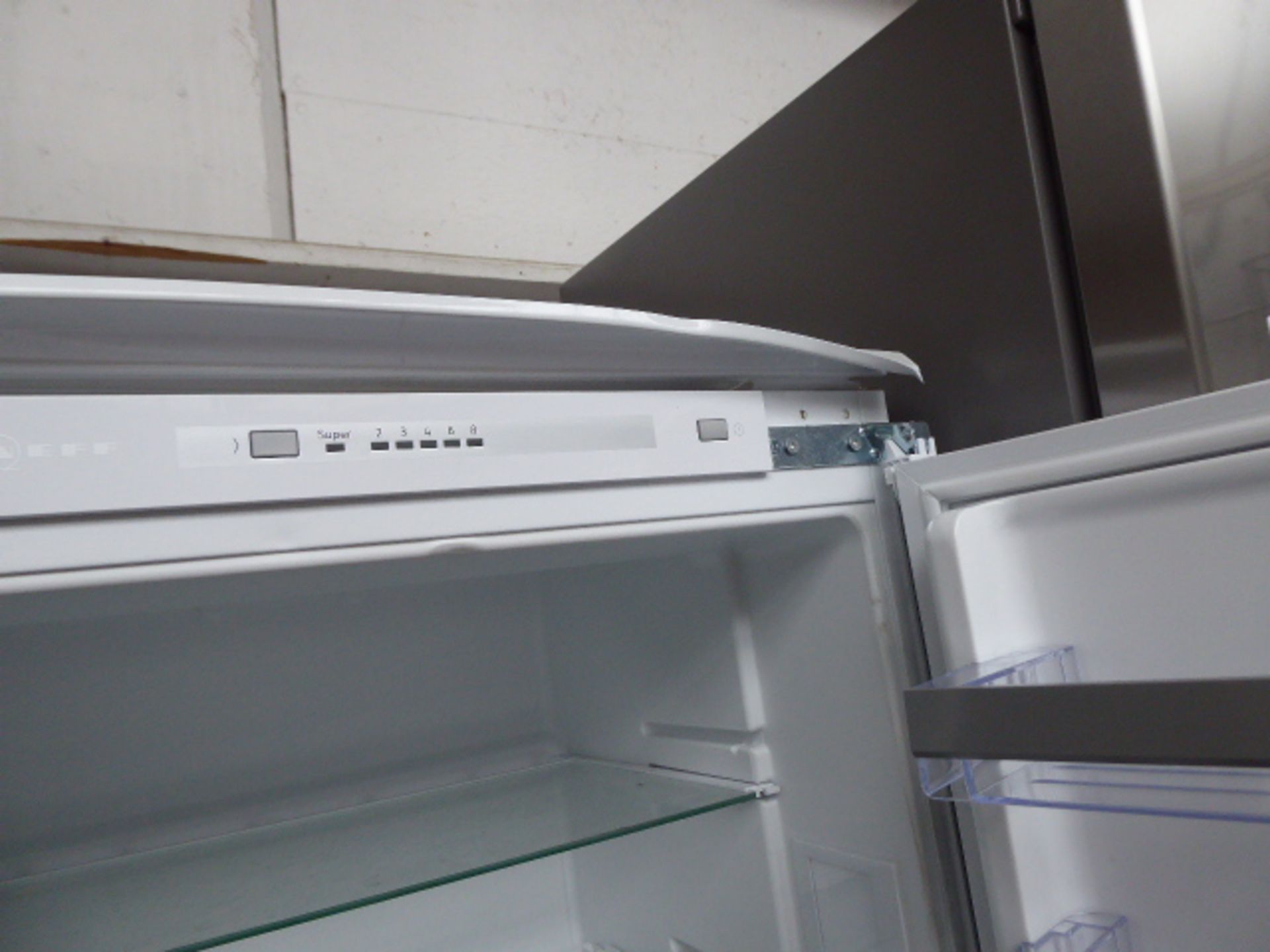 KI5852SF0GB Neff Built-in fridge-freezer combination - Image 4 of 4