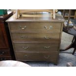 Oak chest of 4 drawers with brass handles