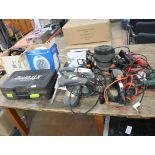 Collection of electric tooling incl. Black + Decker sander, Challenge Extreme saw, Challenge Extreme