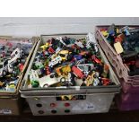 Crate containing unboxed die cast vehicles incl. ice-cream van, 4x4s and other vehicles