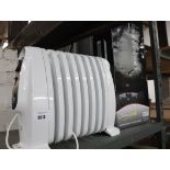 (2415) De Longhi small radiator and Dimplex heater