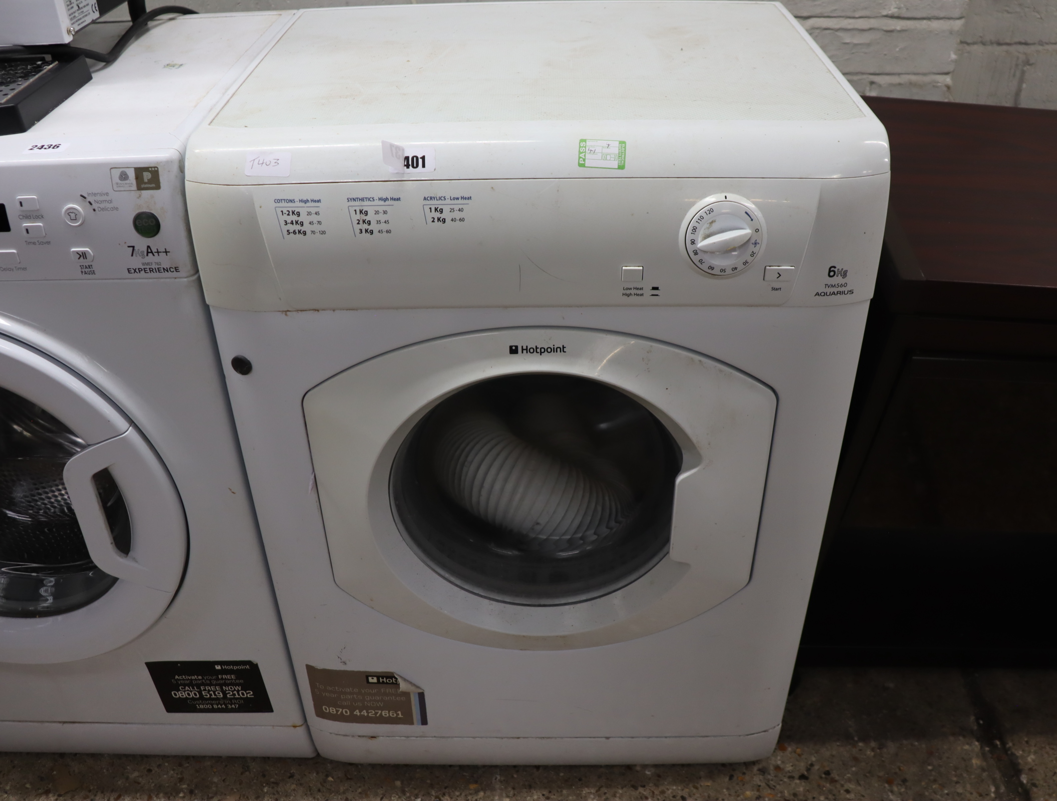 (2401) Hotpoint tumble dryer