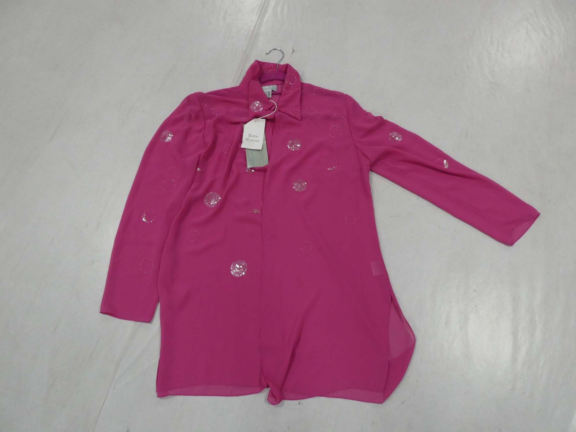 Invite fuschia blouse size 14