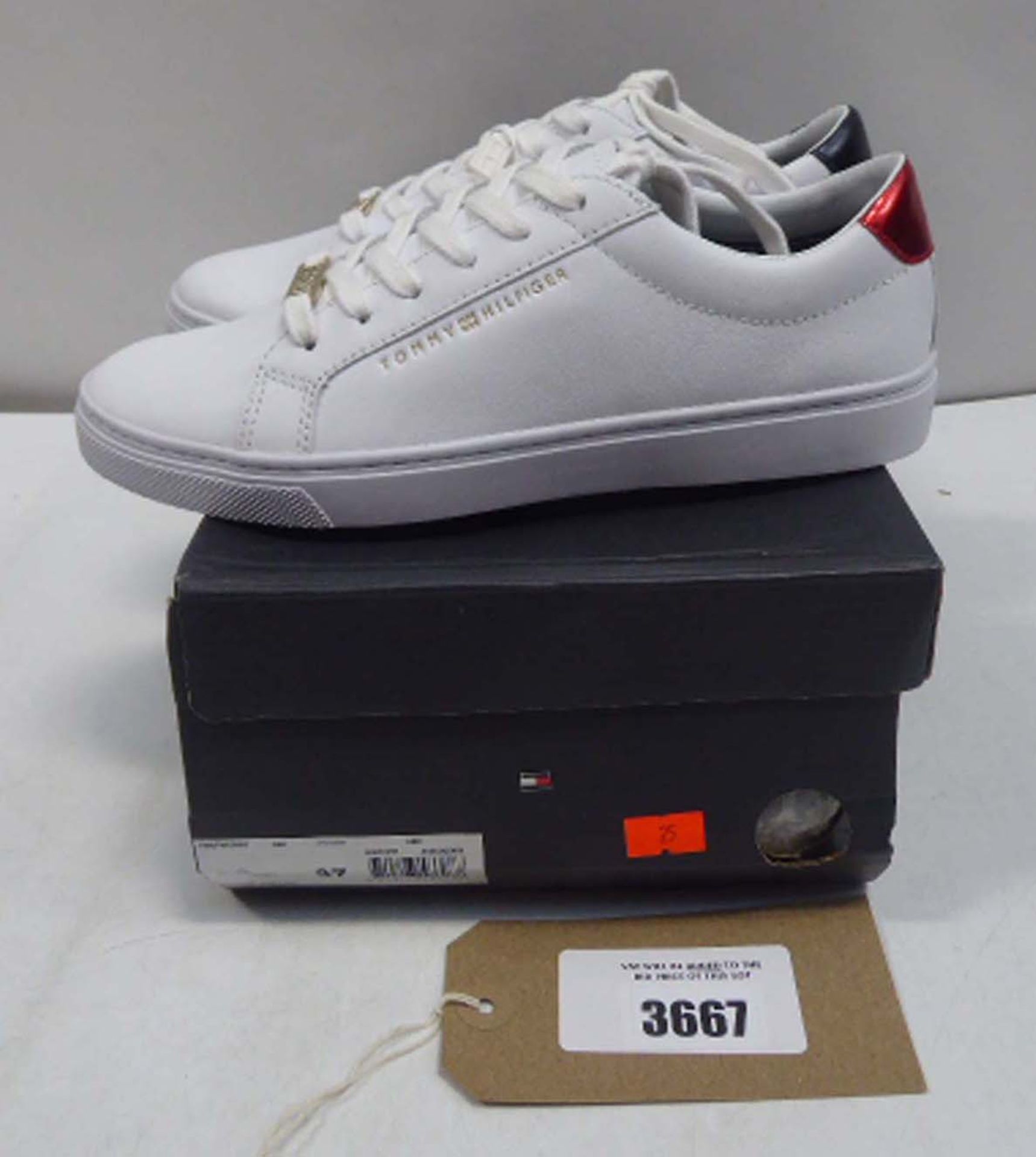 Tommy Hilfiger Essential sneakers size EU 37
