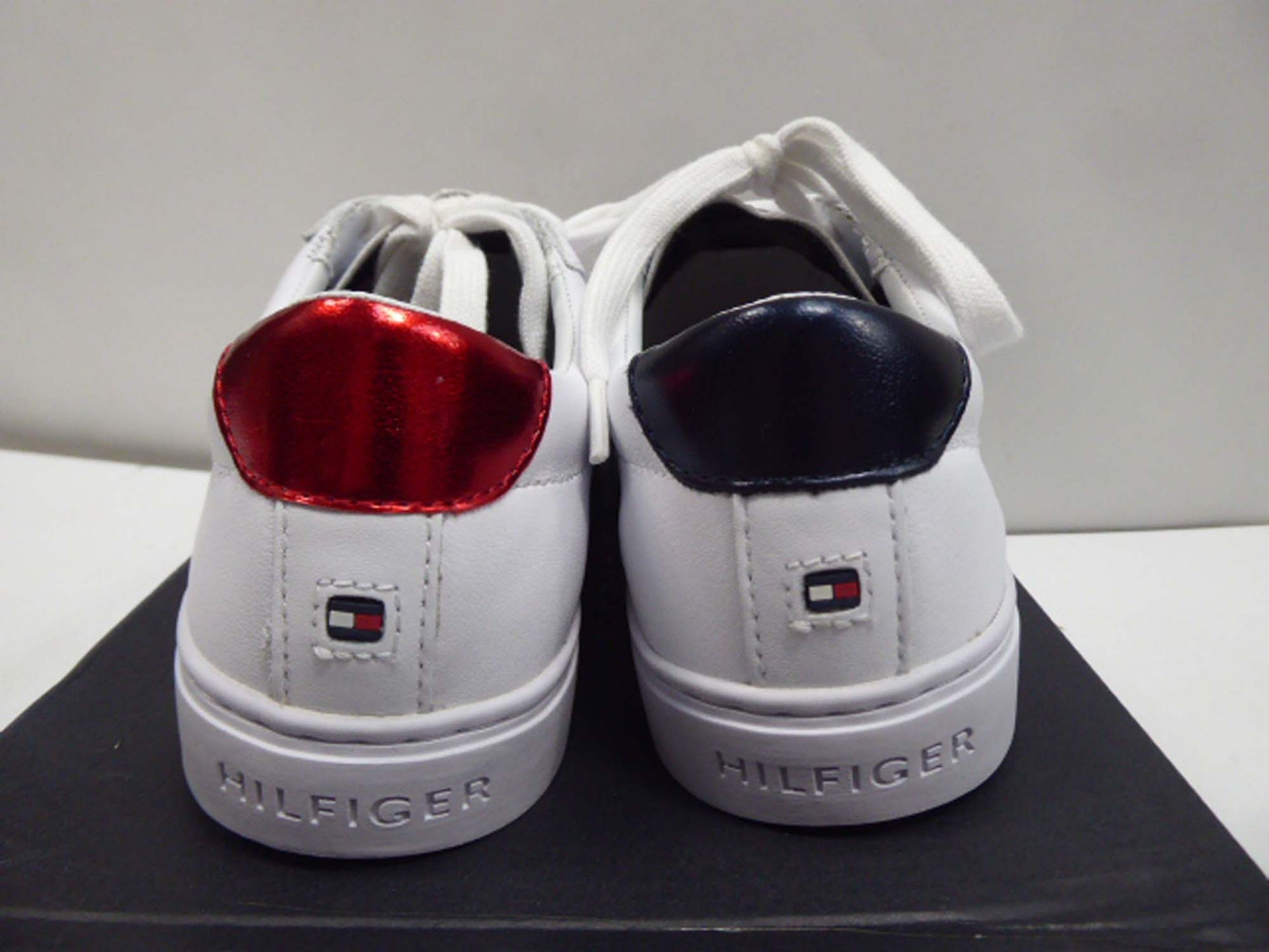 Tommy Hilfiger Essential sneakers size EU 37 - Image 3 of 3