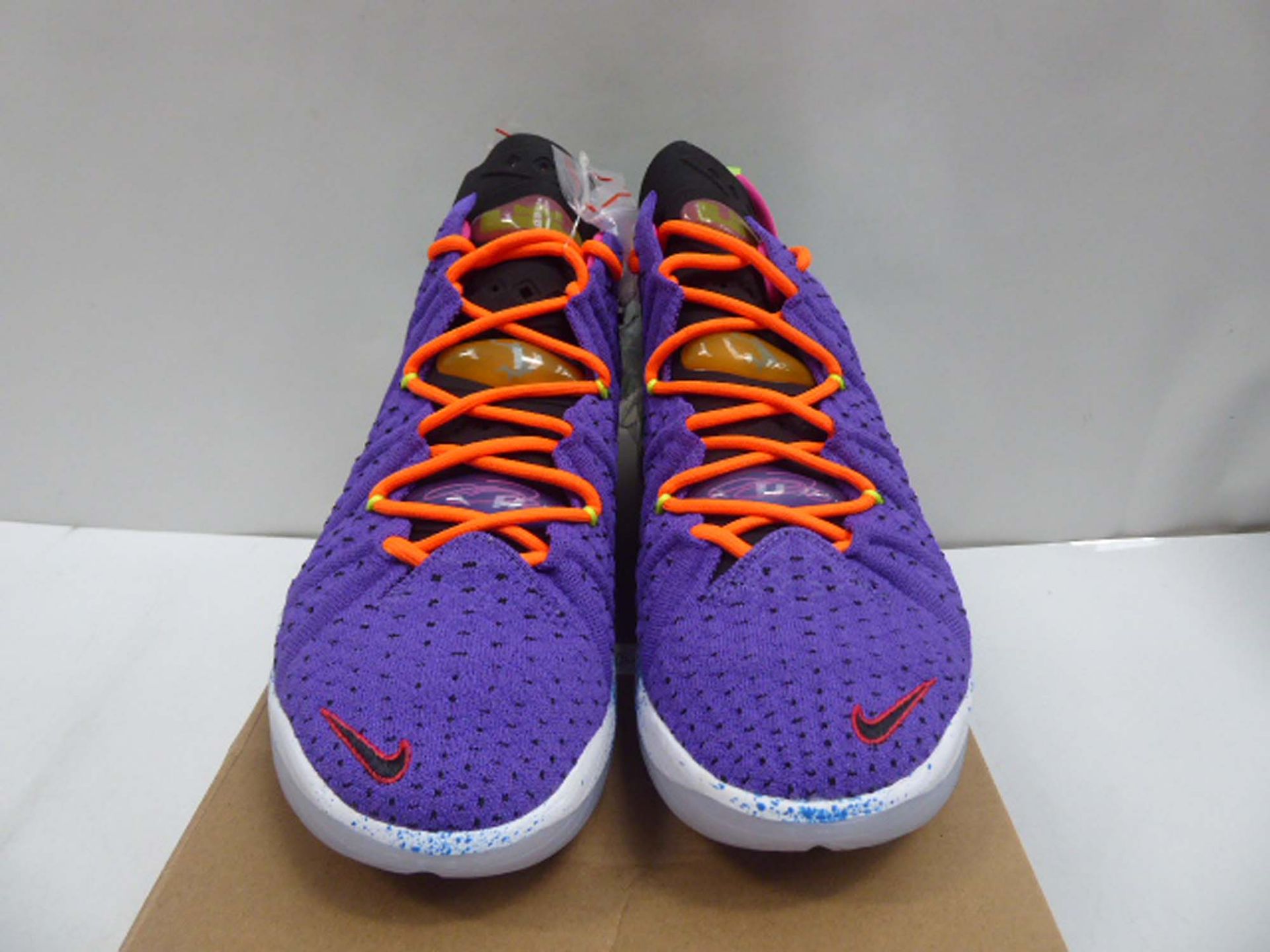 Nike Lebron 18 Best 10-18 Psychic Purple size 7.5 - Image 2 of 3