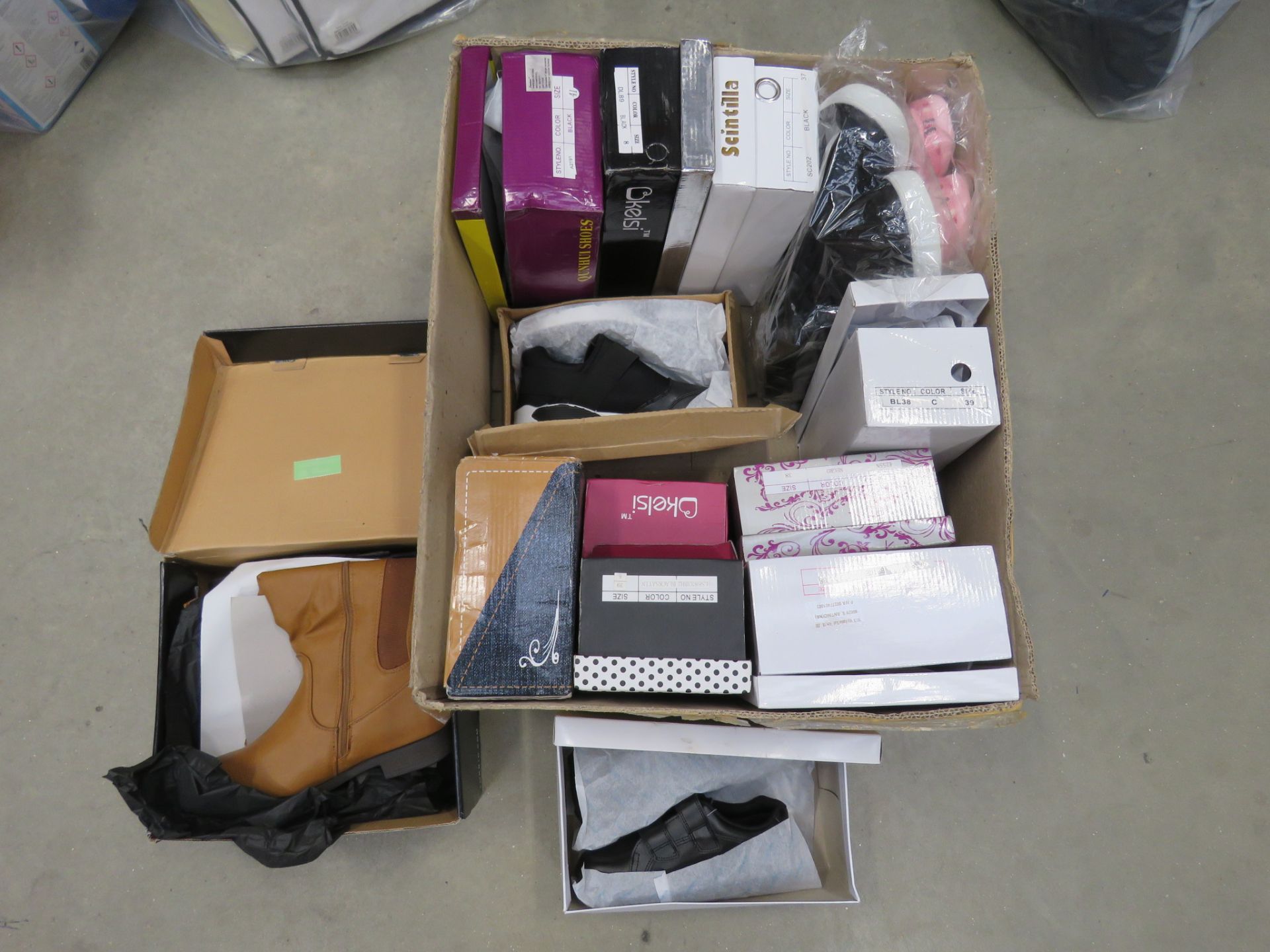 Box of mixed assorted shoes