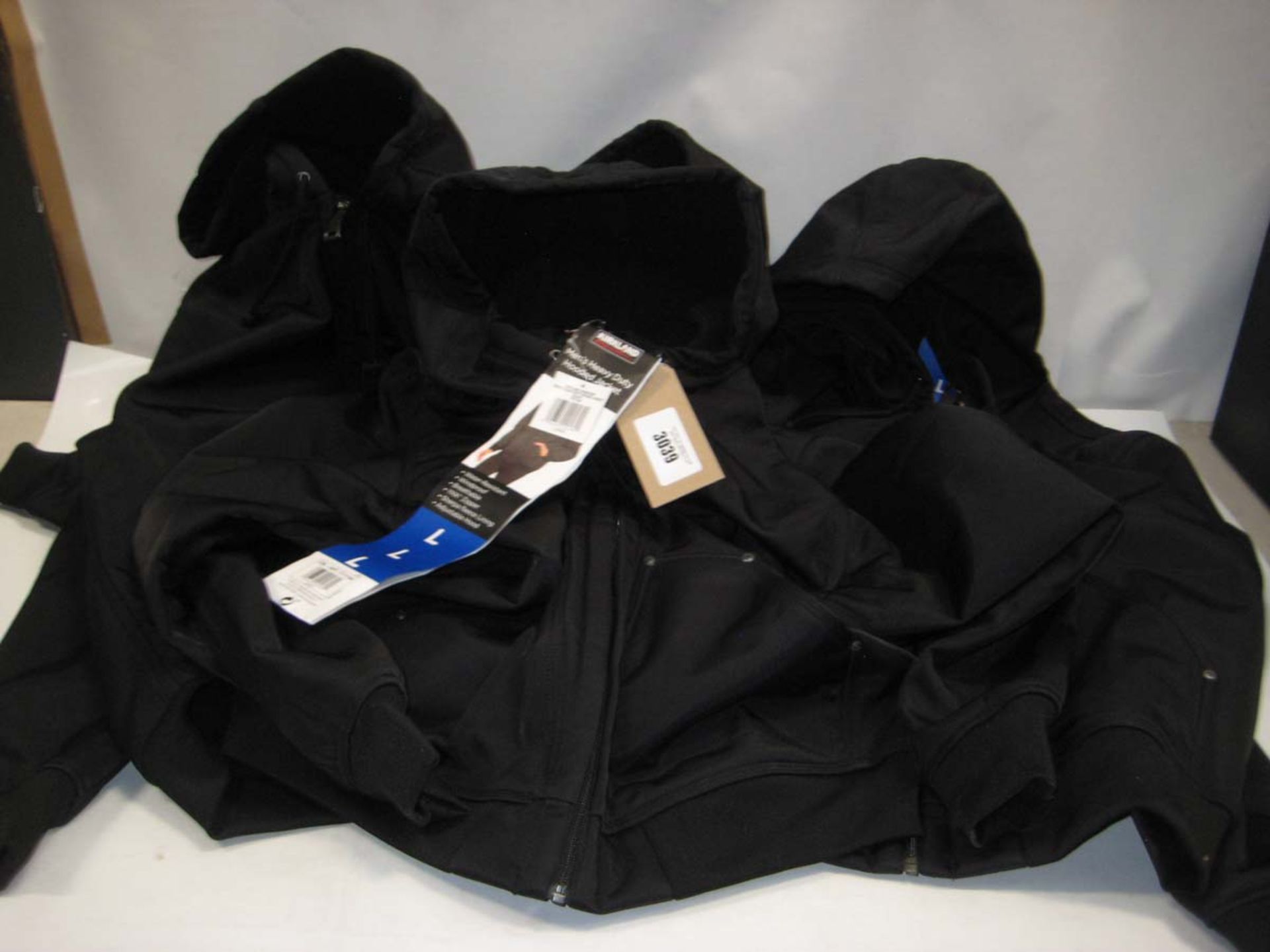 4 Mens heavy duty hooded jacket in black. Various sizes.