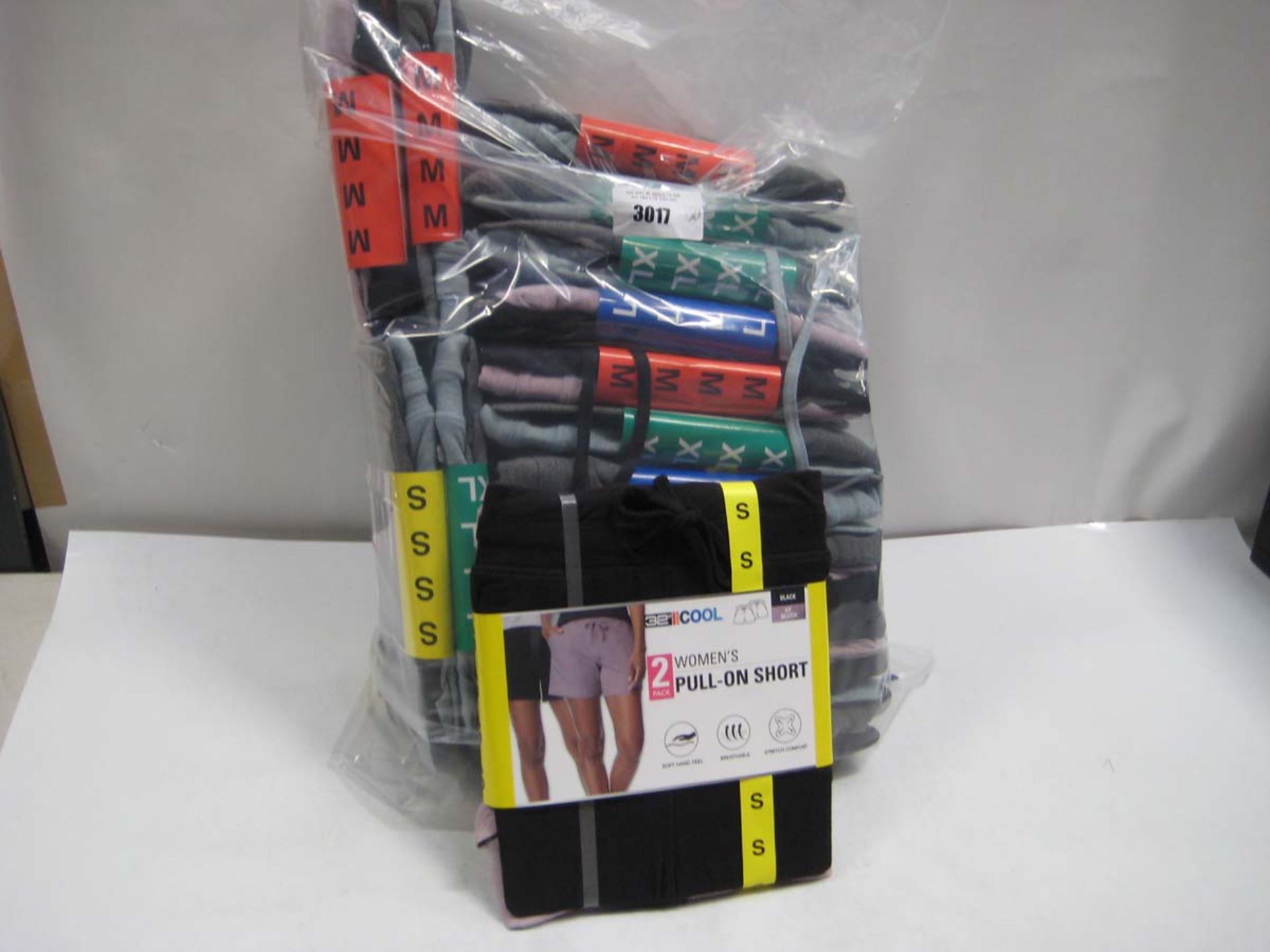 Bag containing 10 twin pack, 32 degrees cool womens pull on shorts, various sizes and colours.