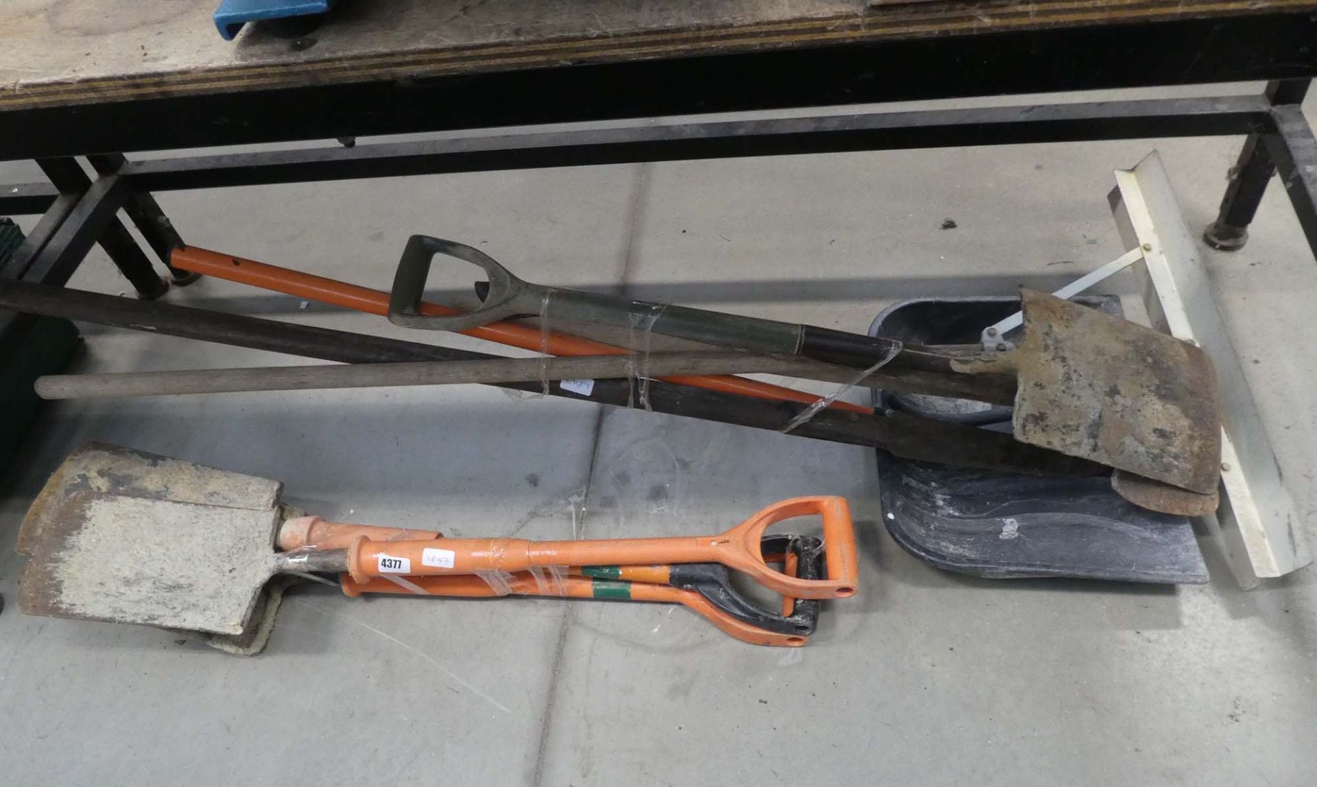 2 bundles of assorted tools incl. heavy duty trenching spade, shovels, loppers, and rakes