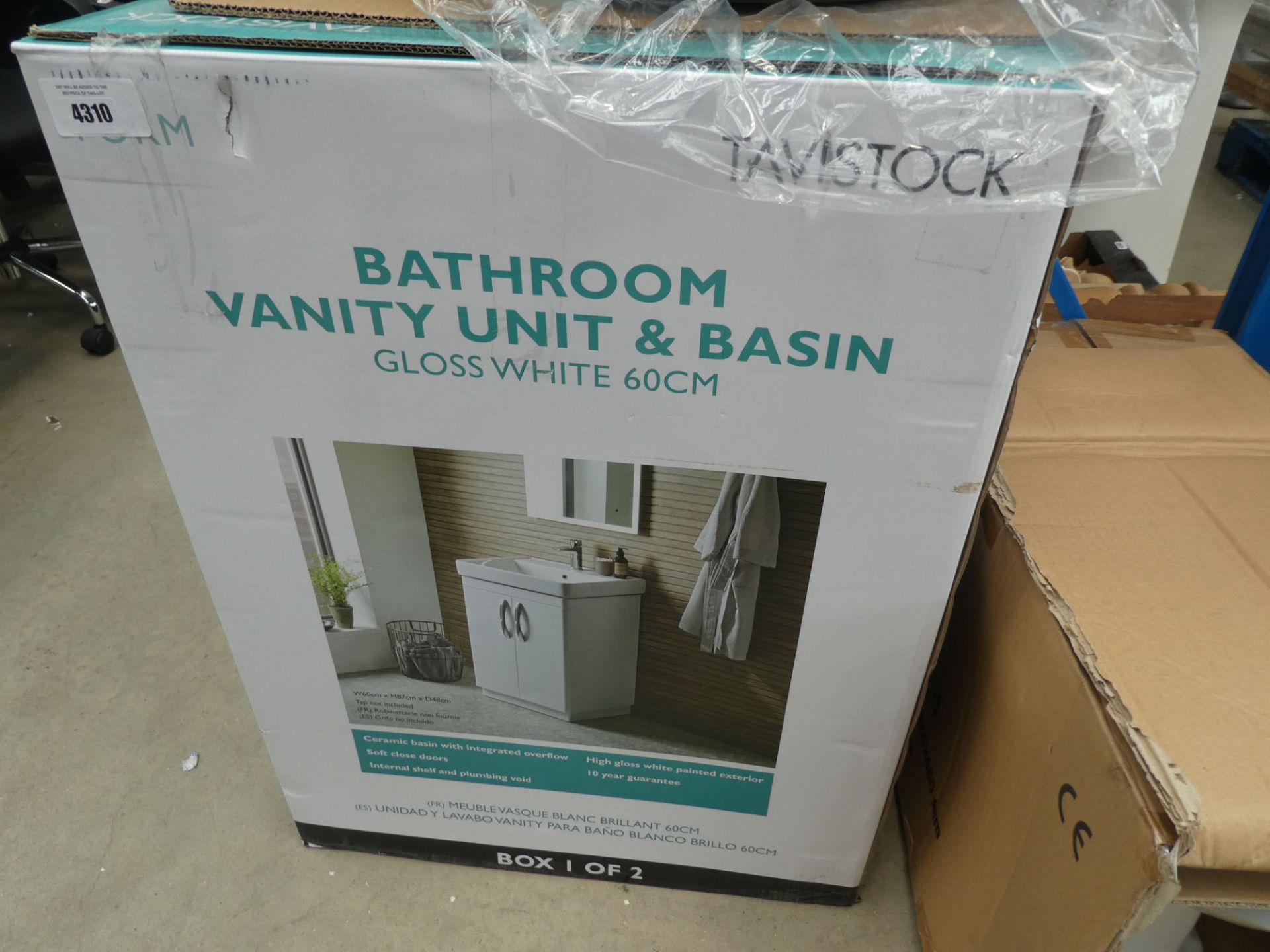 White Tavistock vanity unit