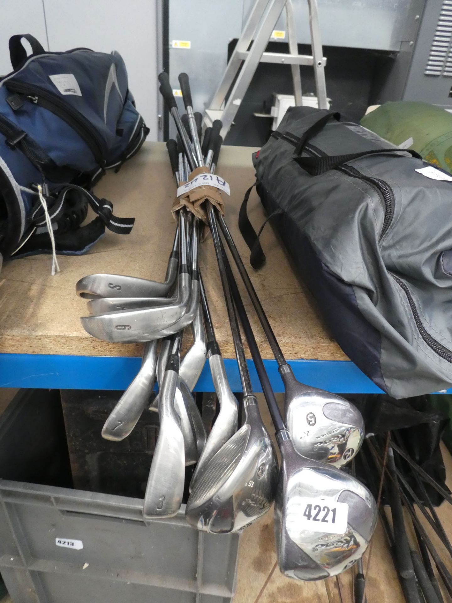 Set of KENC Attack golf clubs