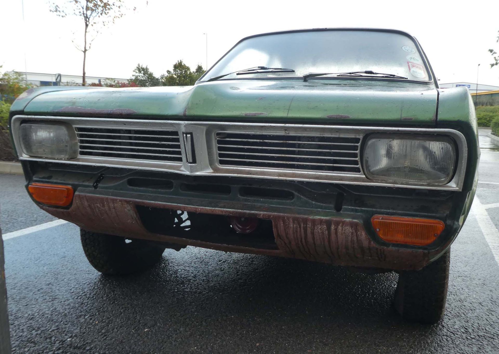 ER0 774K Vauxhall Viva 1256 Saloon in green, 1256cc, first registered 07.06.1972, petrol, showing - Image 9 of 10