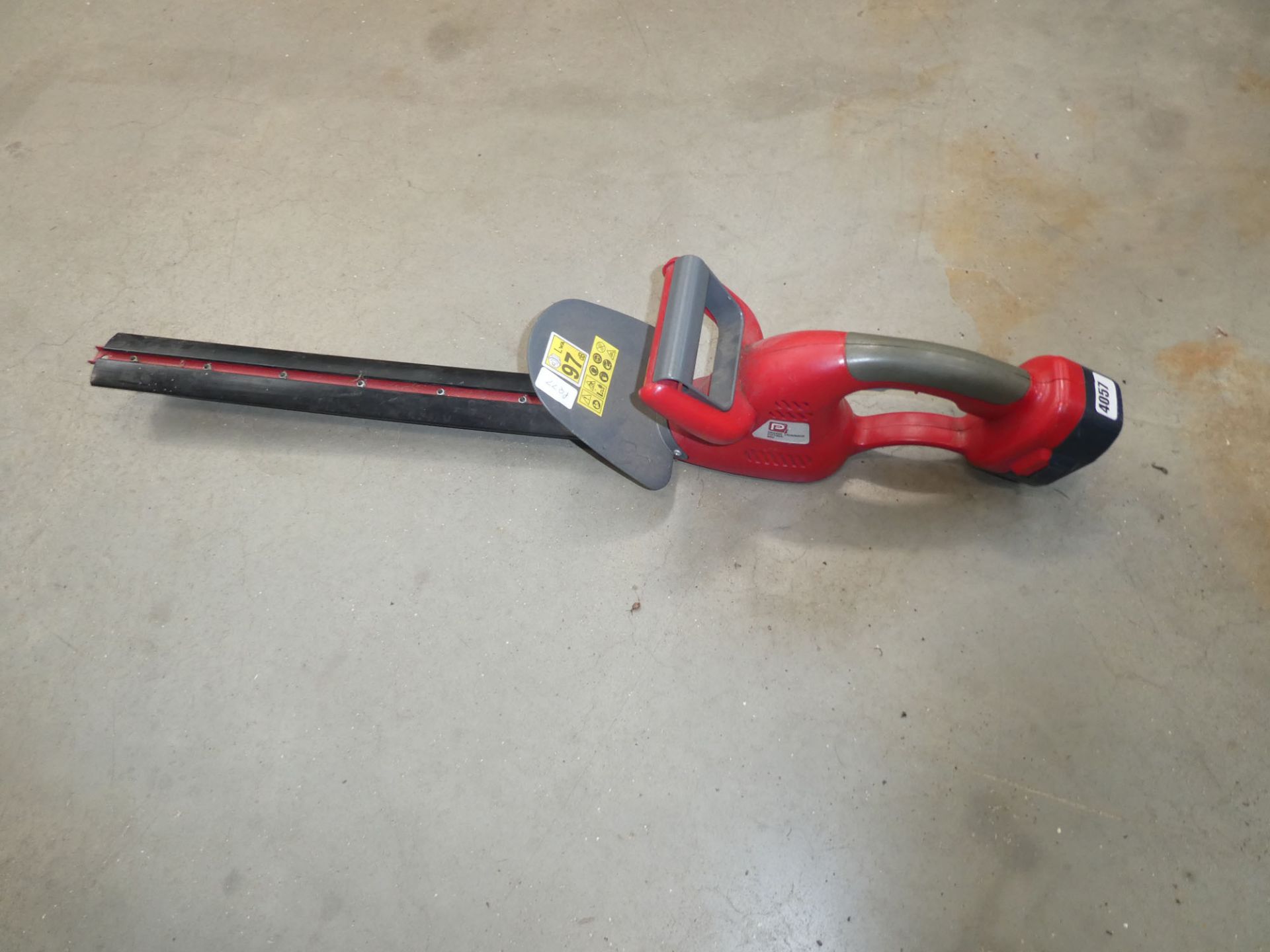 Battery powered red hedgecutter (1 battery no charger)