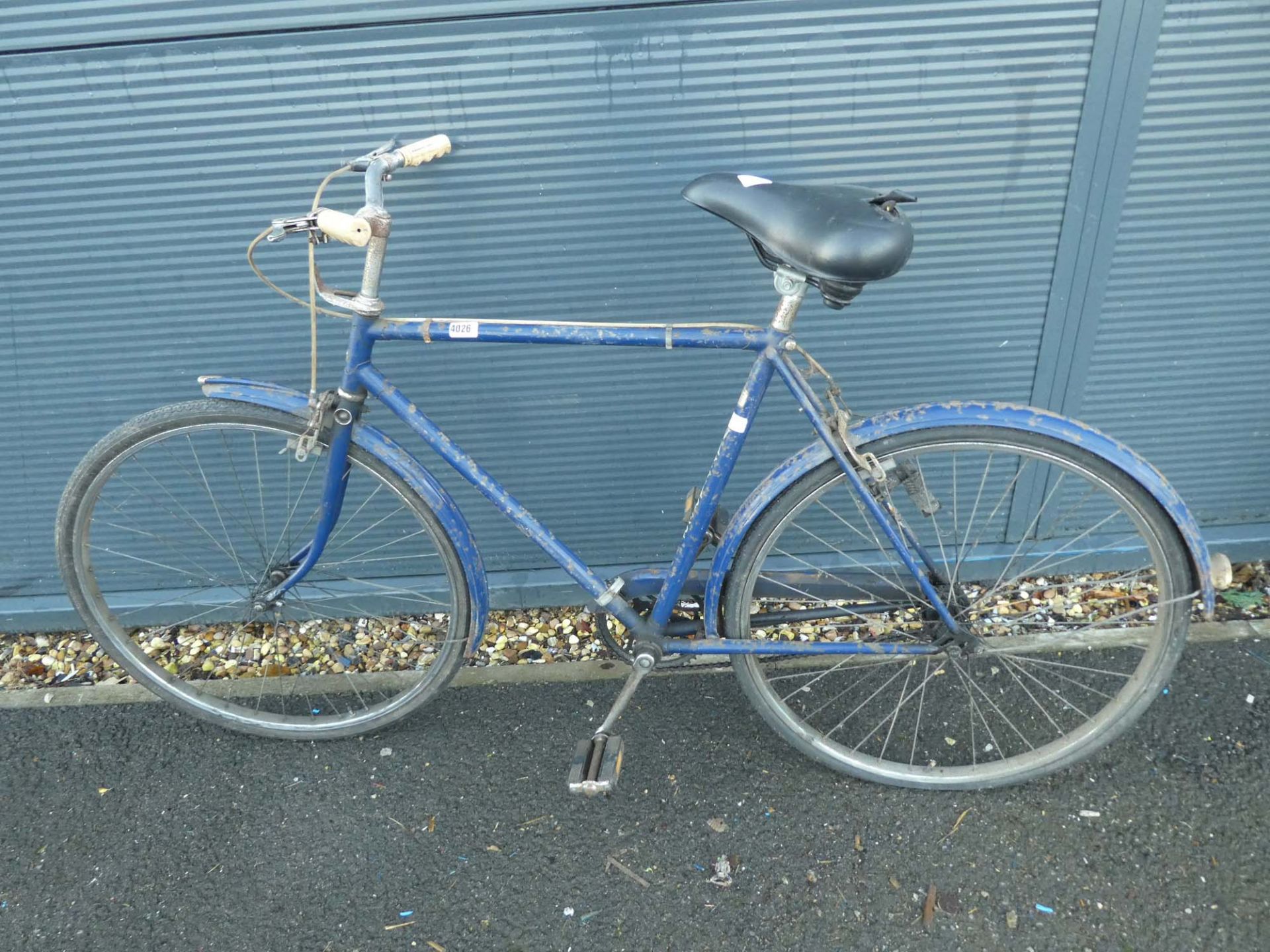 Blue Wayfarer vintage gent's bike