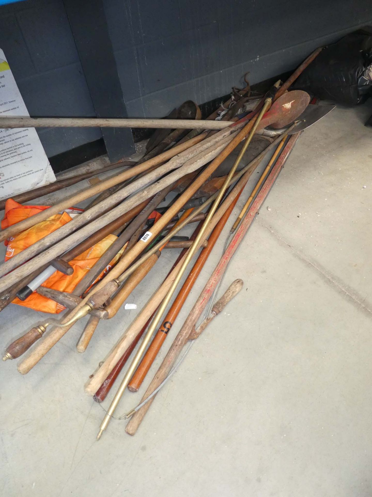 Large quantity of garden tools