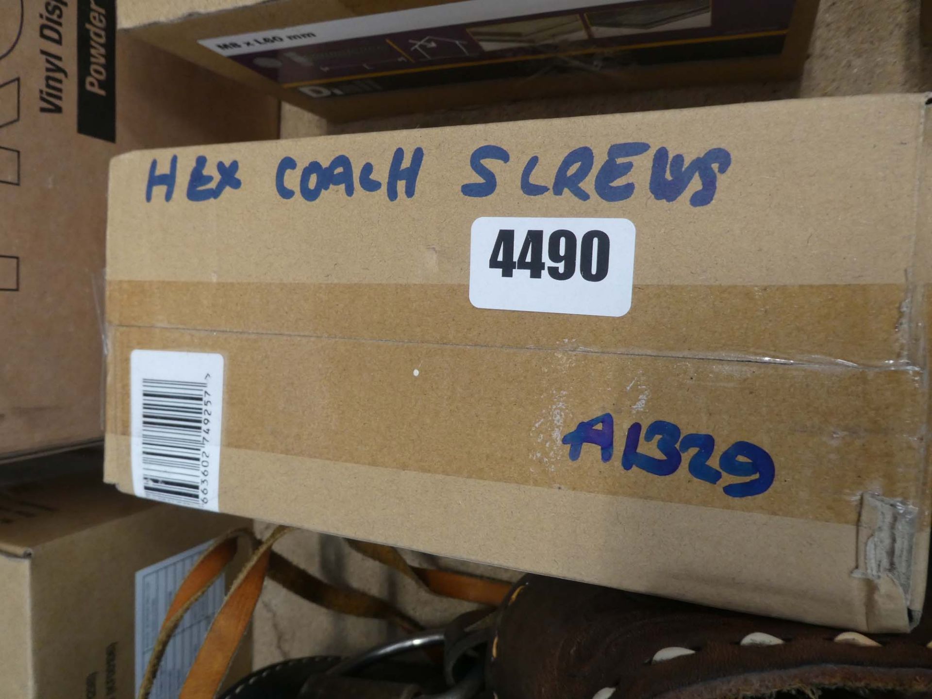 Box of hex coach screws