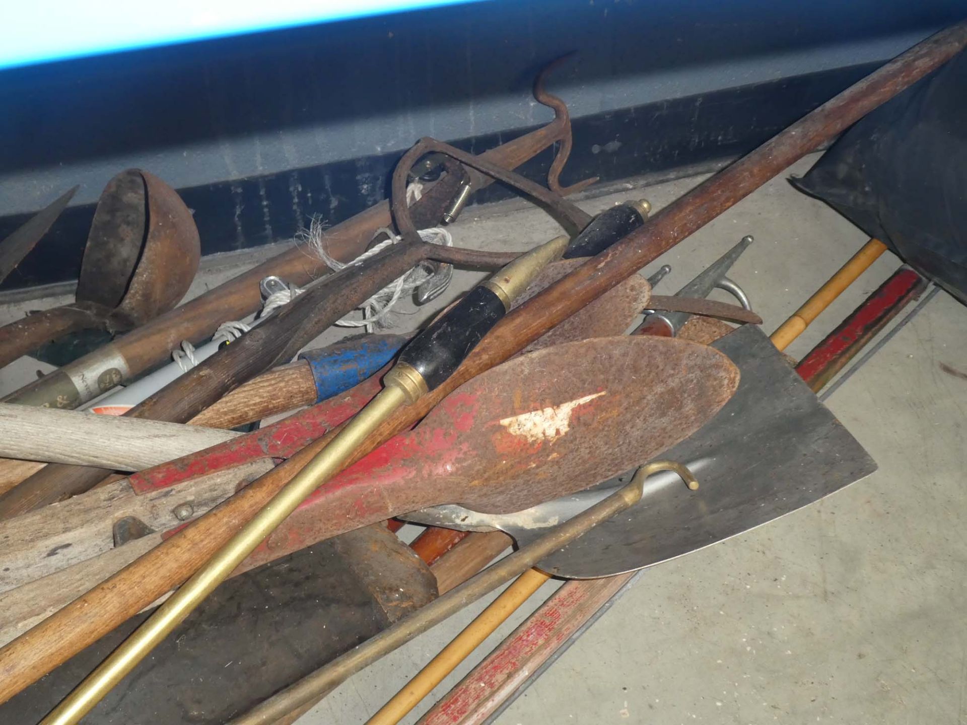 Large quantity of garden tools - Bild 2 aus 2