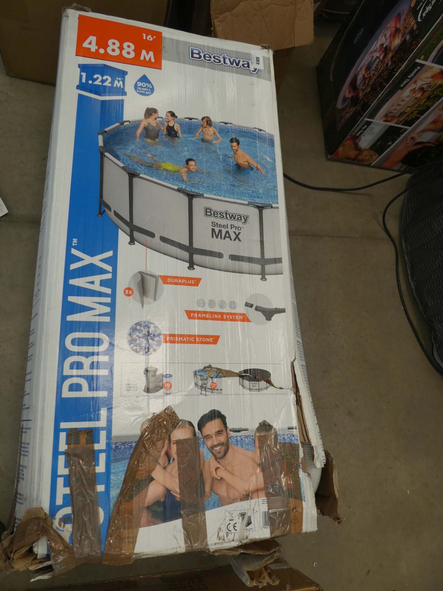 Large boxed Bestwave swimming pool