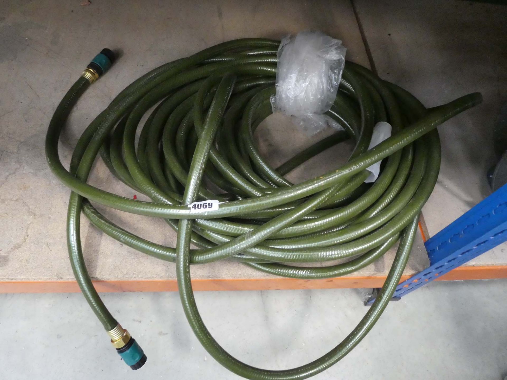 Heavy duty hose pipe