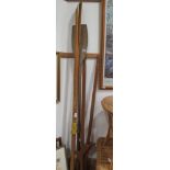 (80) Pair of oars and pair of stilts