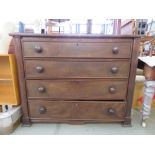 Georgian mahogany chest of 4 drawers