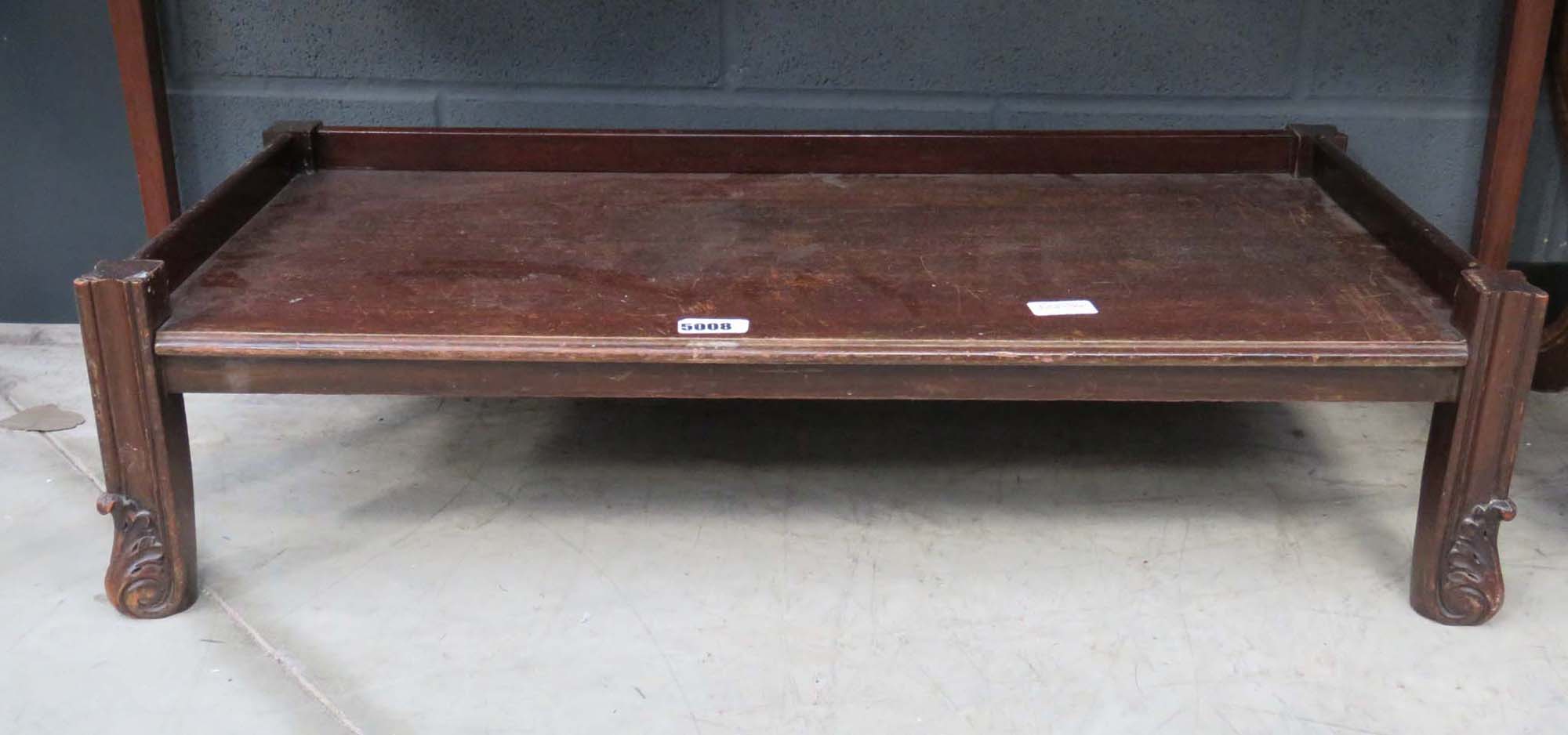 5208 - Mahogany tray