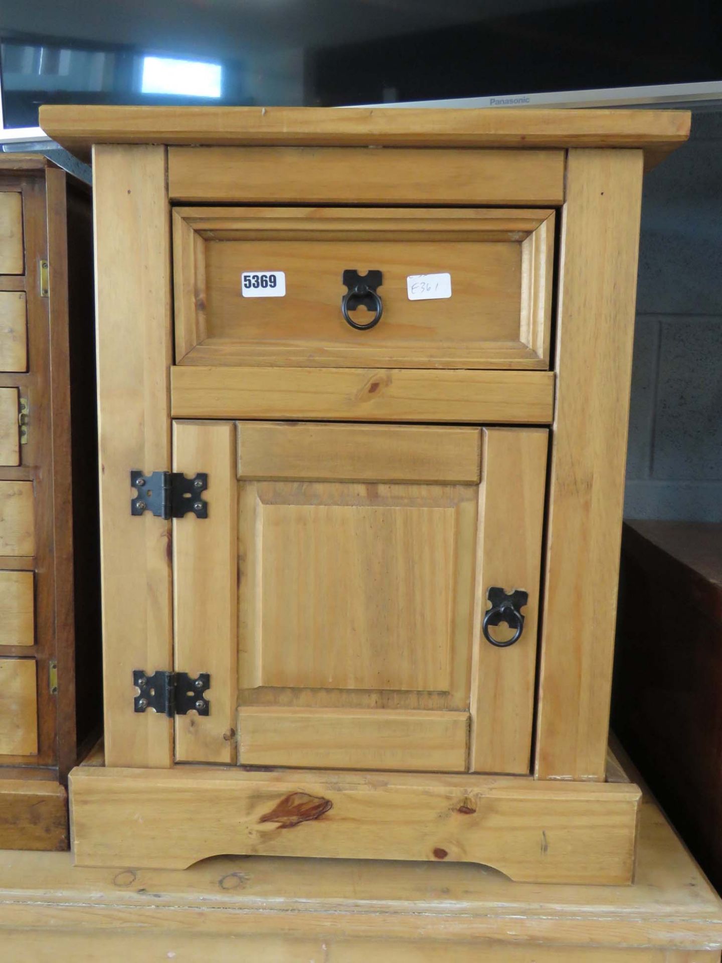 Rustic pine single door pot cupboard with drawer over