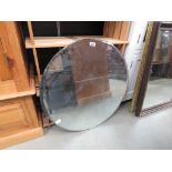 Circular bevelled mirror