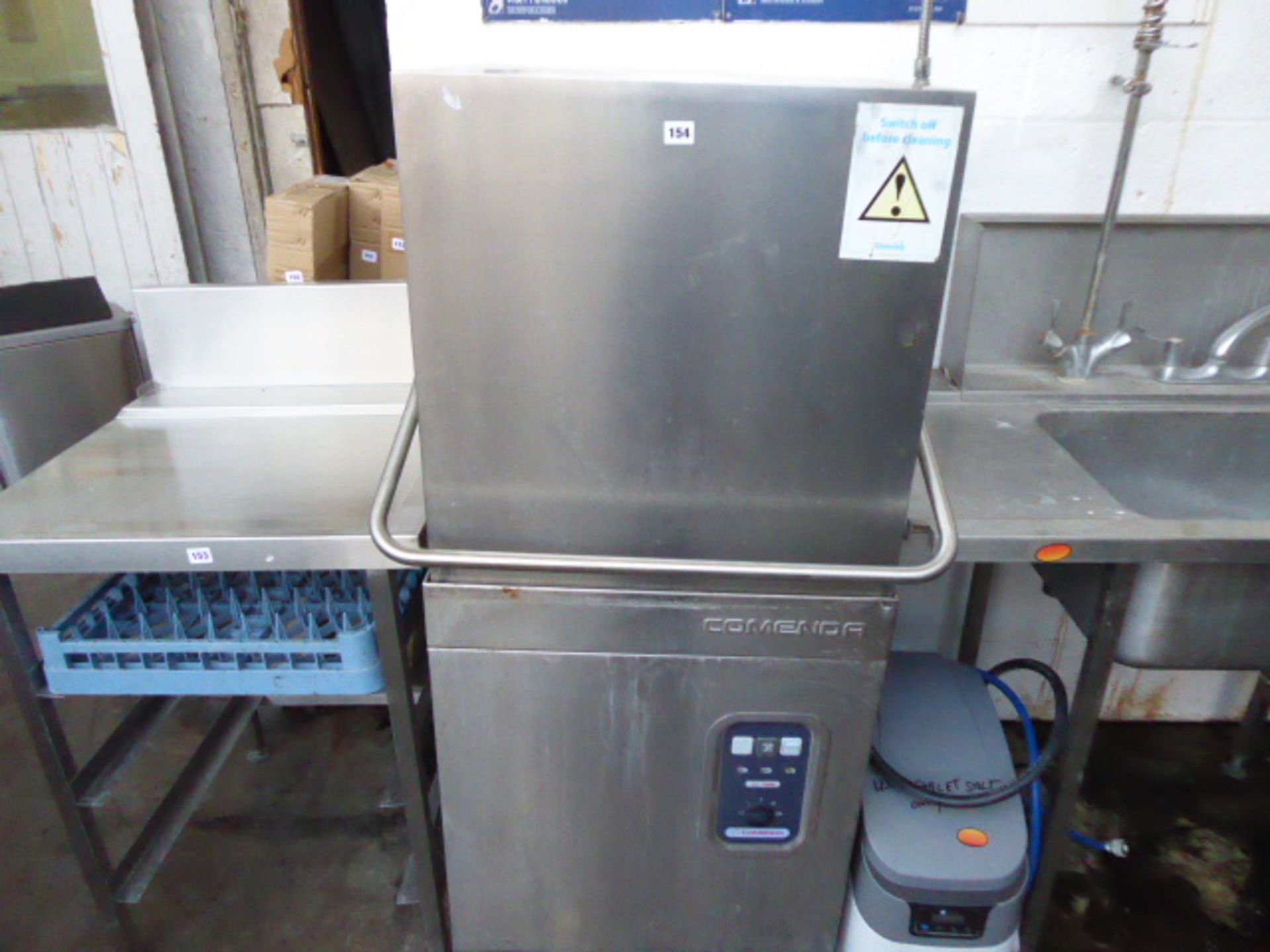 62cm Comenda LC700M lift top pass through dishwasher, with associated 70cm drainer and corner sink,