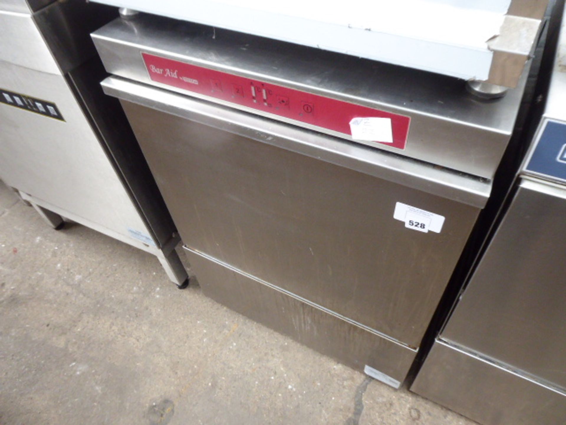 60cm Hobart Bar Aid under counter drop front dishwasher model BarAid 800S