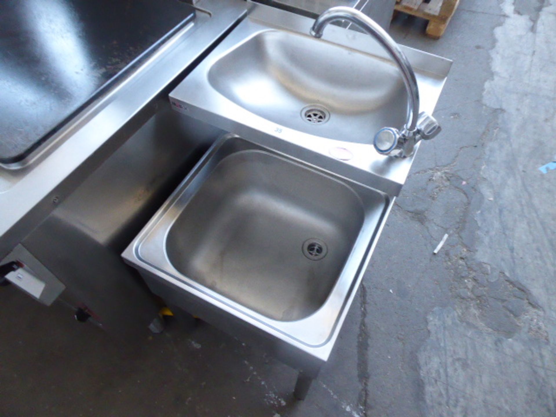 50cm janitor's style sink with hand basin and tap set - Image 2 of 2