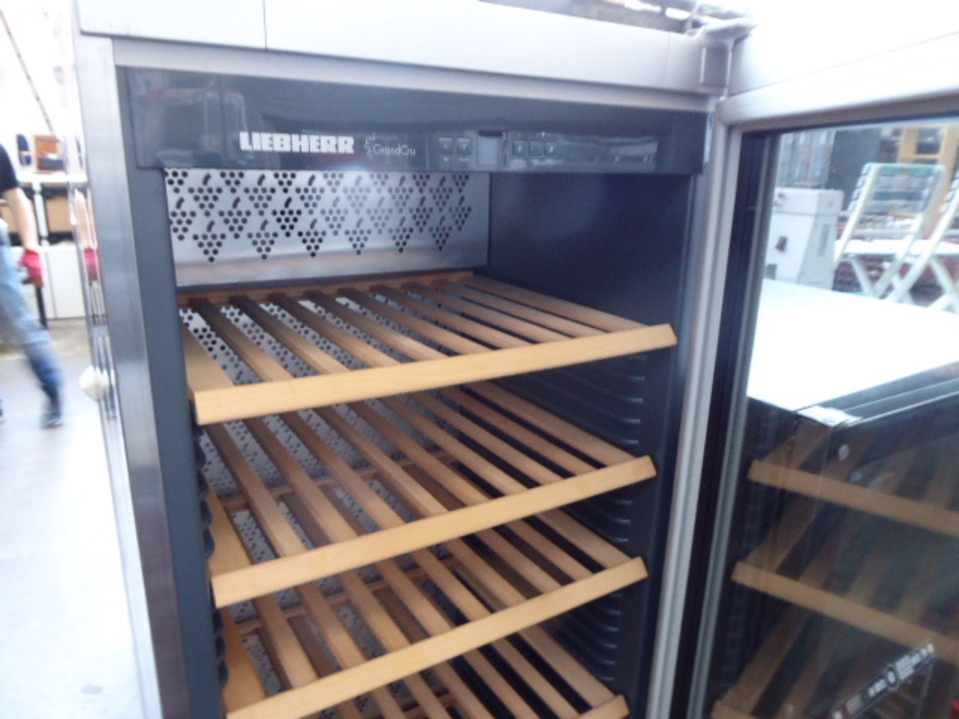 65cm Liebherr Grand Cru bottle display fridge (Gas R600A) - Image 2 of 2