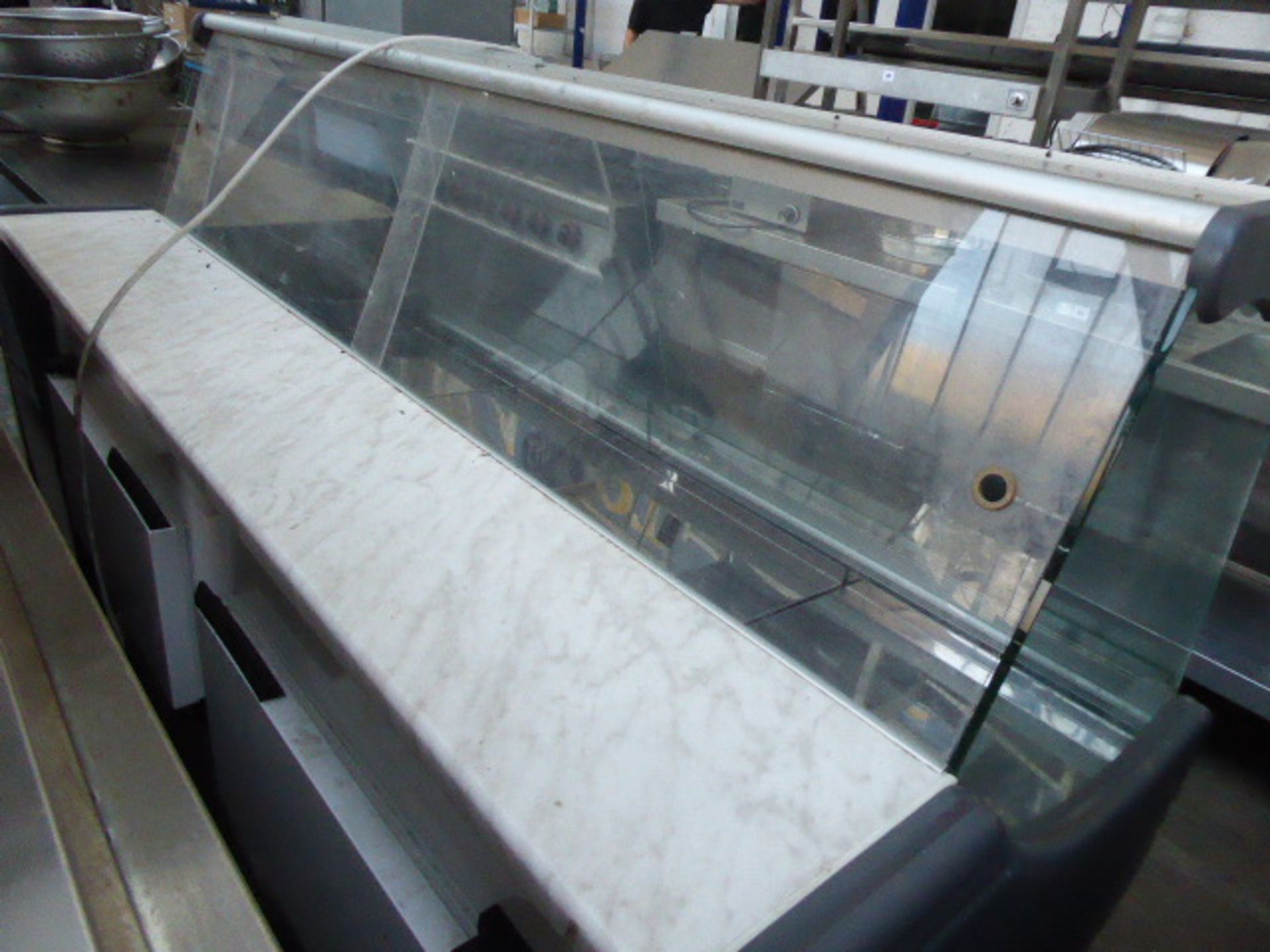 (102) 175cm refrigerated deli type serve over counter fridge - Image 3 of 3