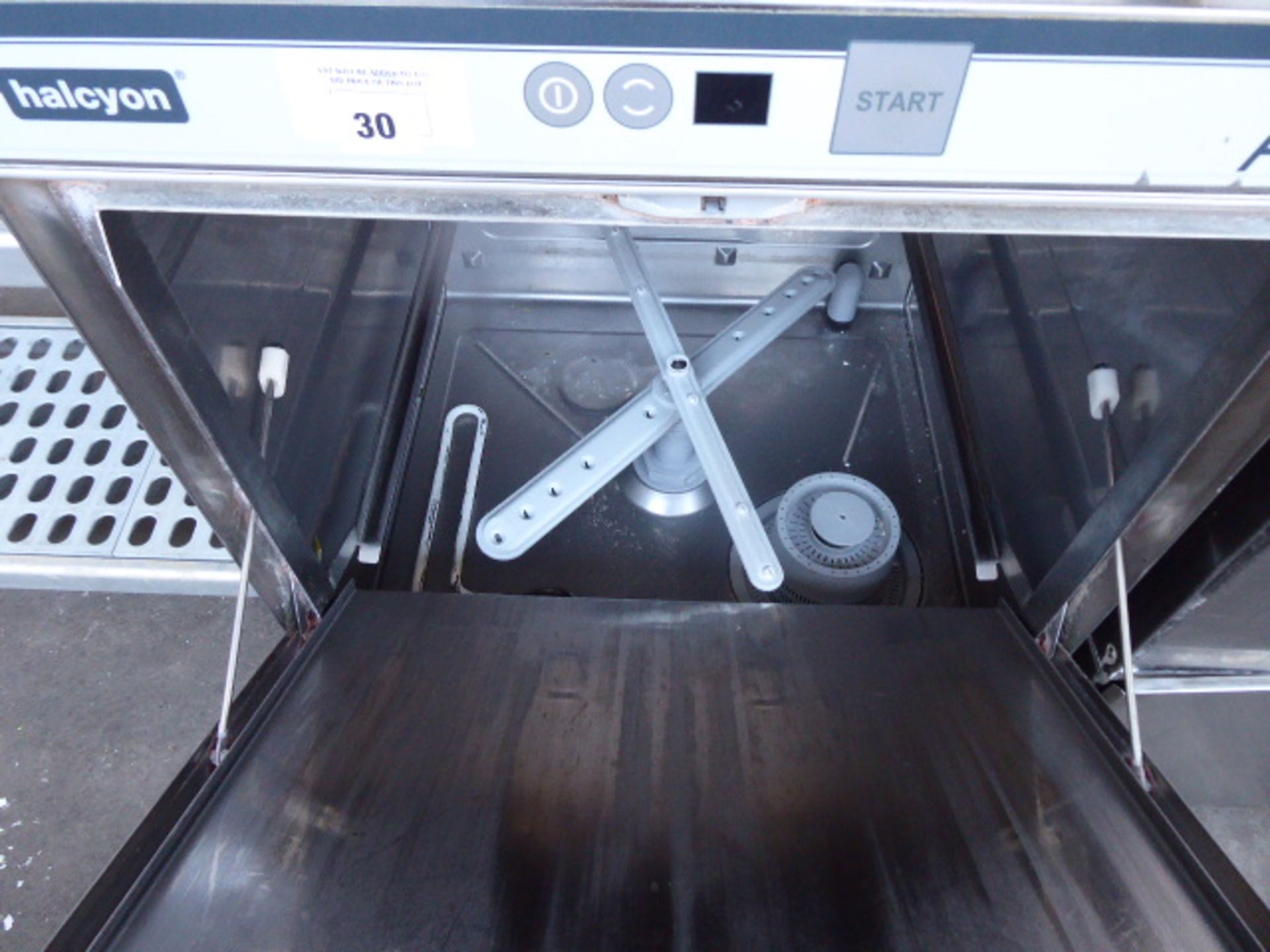 58cm Halcyon Amika 15XL under counter drop front dishwasher - Image 2 of 2