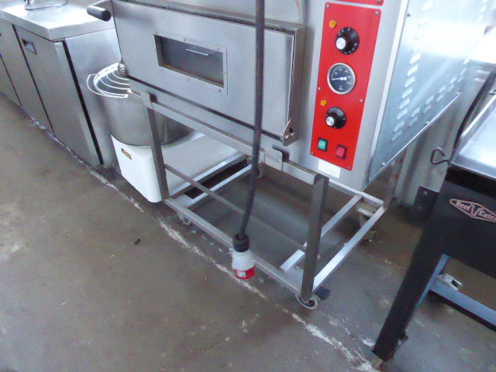 100cm electric twin deck pizza oven on large mobile stand - Image 3 of 3