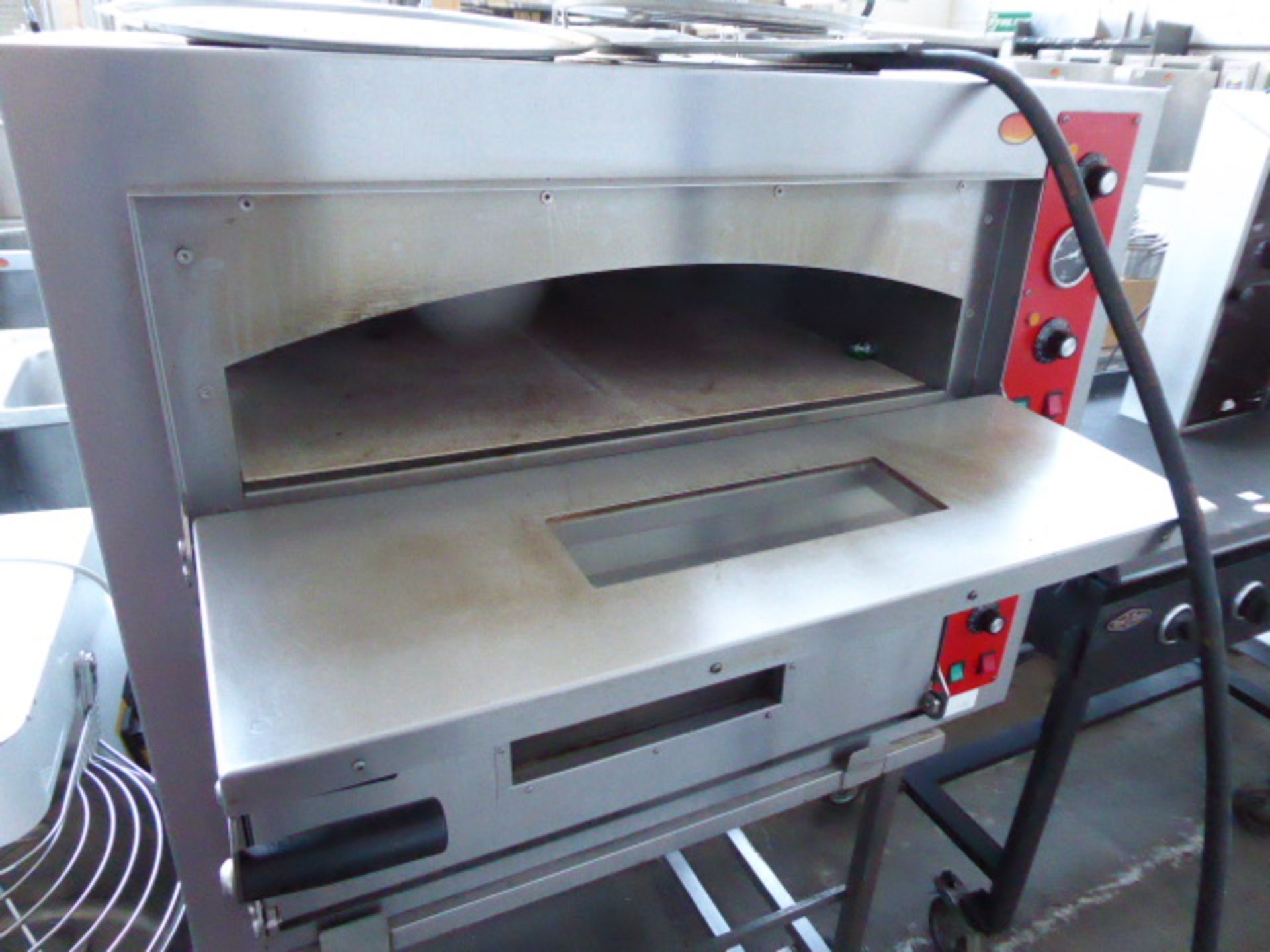 100cm electric twin deck pizza oven on large mobile stand - Image 2 of 3