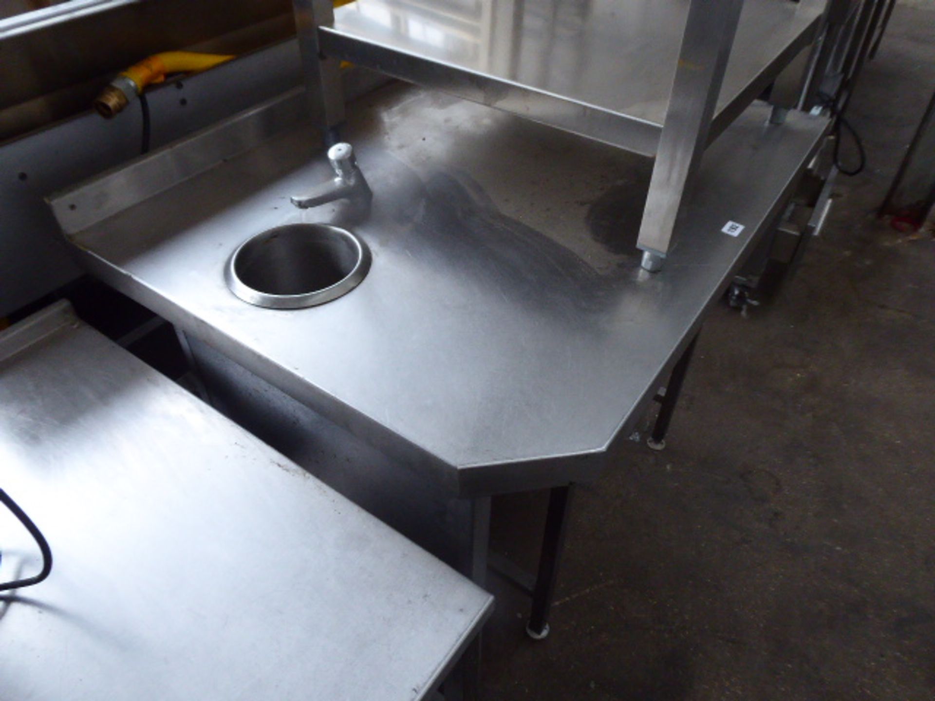 100cm stainless steel prep station with small handwash unit - Image 2 of 2