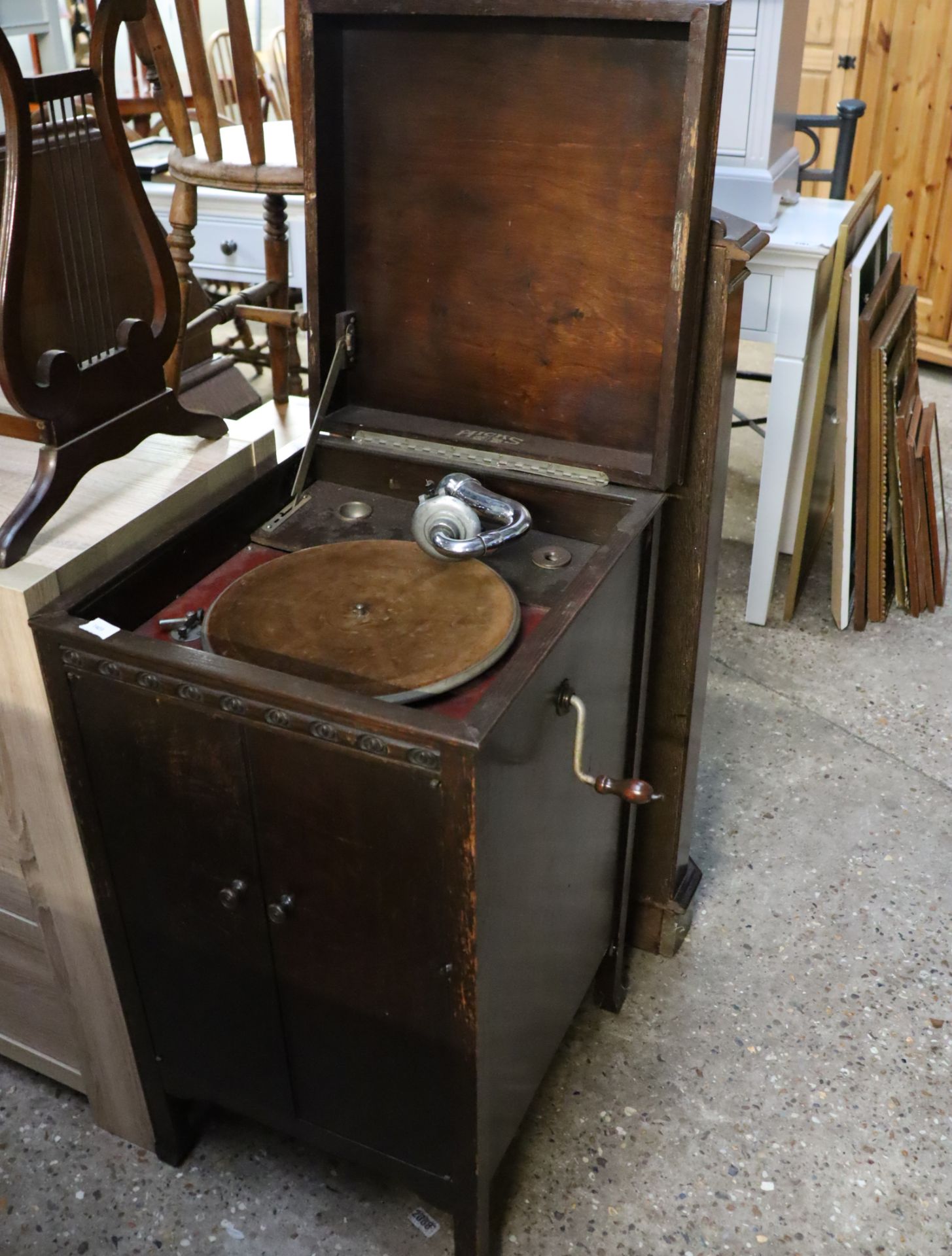 Hicks gramophone cabinet