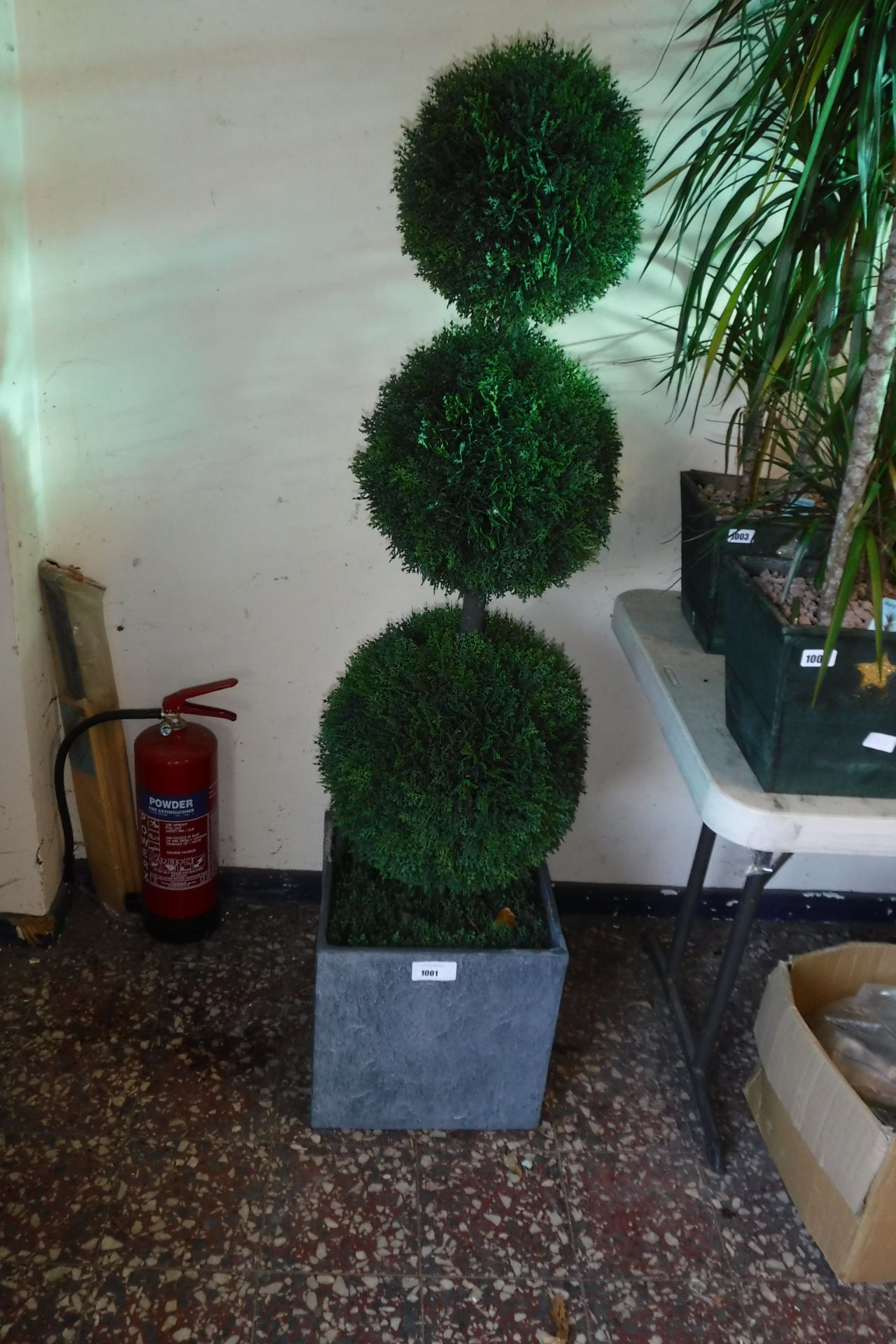 Artificial 3-tier buxus shrub in slate pot (damage to pot)