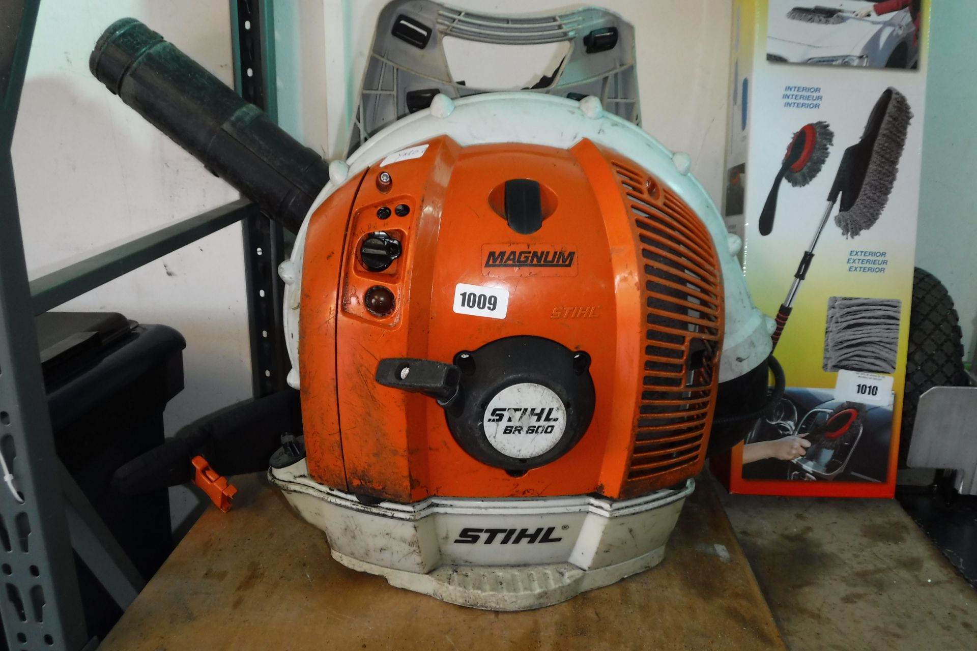 Stihl BR.600 magnum petrol powered leaf blower