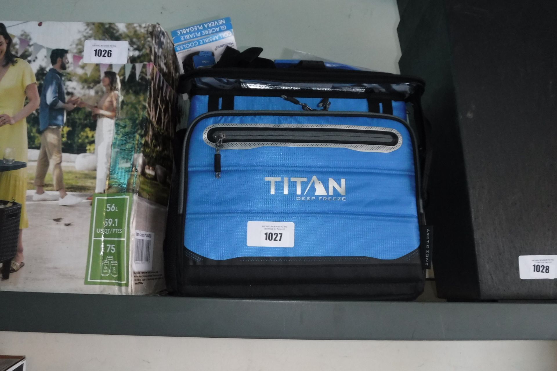 Titan Deep Freeze coolbag