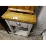 2046 Sidetable with drawer and open top