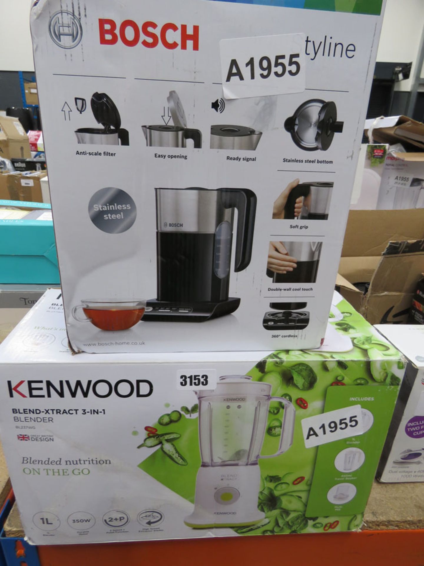 Kenwood blender plus Bosch electric kettle - Image 2 of 2